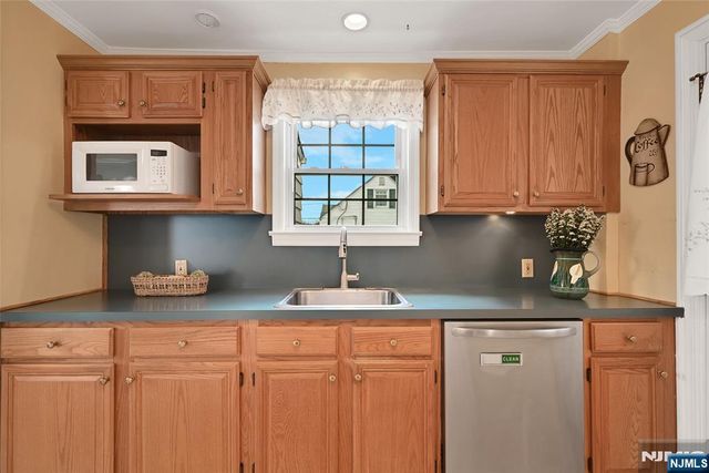 133 Willow Avenue, Hackensack, NJ 07601