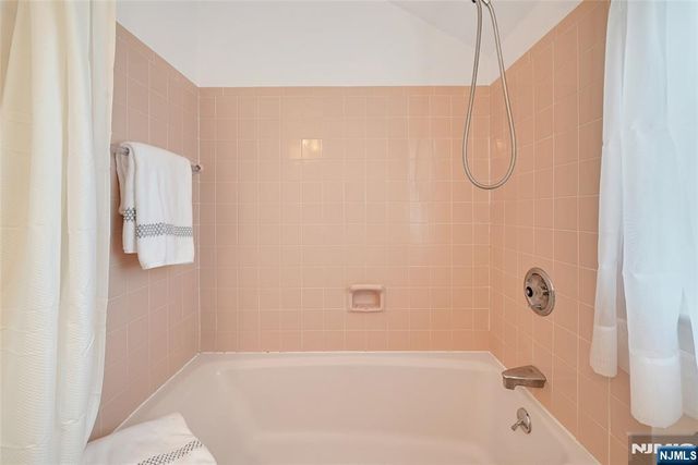 133 Willow Avenue, Hackensack, NJ 07601