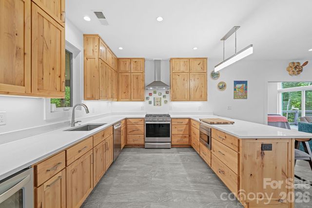 337 Leatherbreeches Drive, Tuckasegee, NC 28783