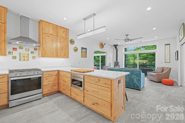 337 Leatherbreeches Drive, Tuckasegee, NC 28783