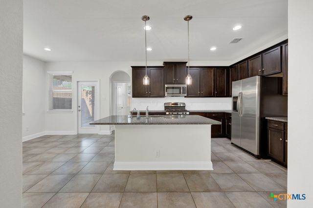 1176 Legacy Drive, New Braunfels, TX 78130