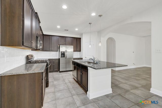 1176 Legacy Drive, New Braunfels, TX 78130