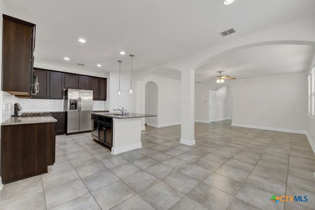 1176 Legacy Drive, New Braunfels, TX 78130