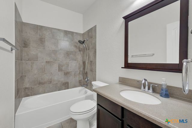 1176 Legacy Drive, New Braunfels, TX 78130