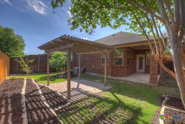 1176 Legacy Drive, New Braunfels, TX 78130