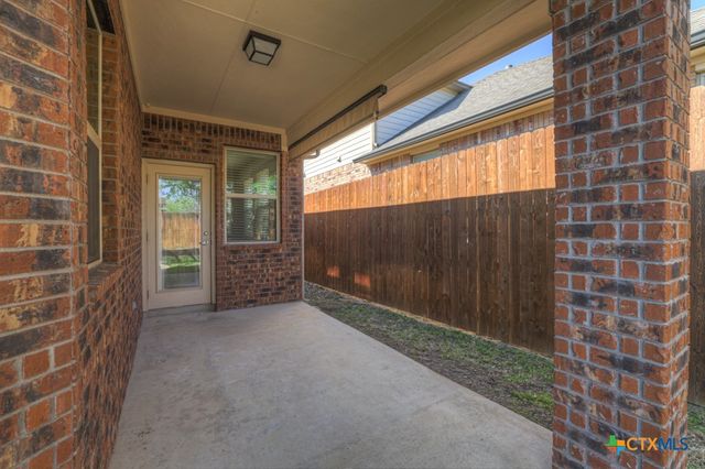 1176 Legacy Drive, New Braunfels, TX 78130