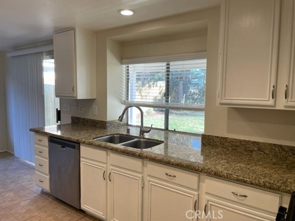 39846 Knollridge Drive, Temecula, CA 92591 — photo 5