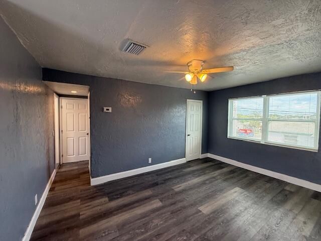 1913 Division Avenue 202, West Palm Beach, FL 33407