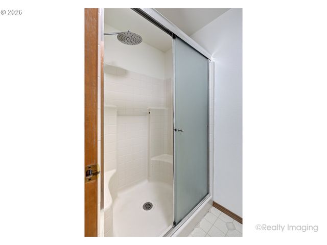 254 Sw NANCY Cir, Gresham, OR 97030