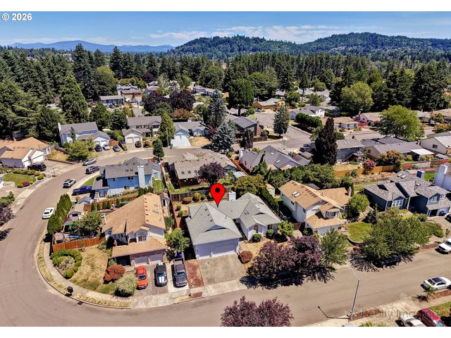 254 Sw NANCY Cir, Gresham, OR 97030