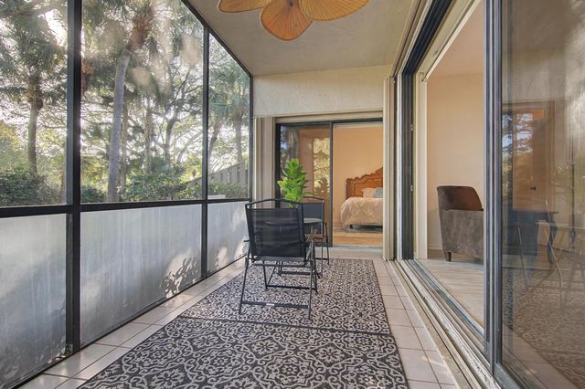 1143 Duncan Circle Unit 101, Palm Beach Gardens, FL 33418