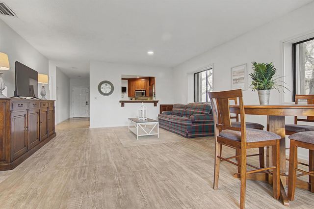 1143 Duncan Circle Unit 101, Palm Beach Gardens, FL 33418