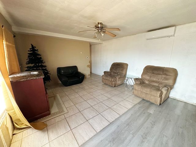 427 S 2nd St, Coahoma, TX 79511