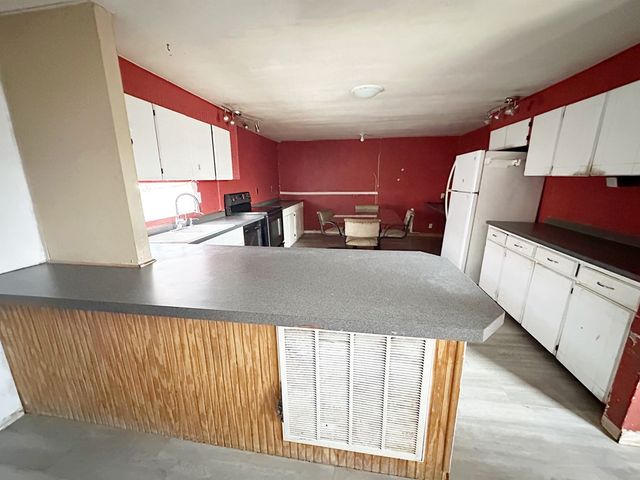 427 S 2nd St, Coahoma, TX 79511