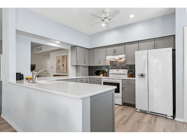 2897 W Riverwalk Cir 107, Littleton, CO 80123