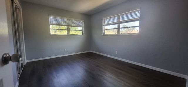 5240 NE 14th Way, Fort Lauderdale, FL 33334