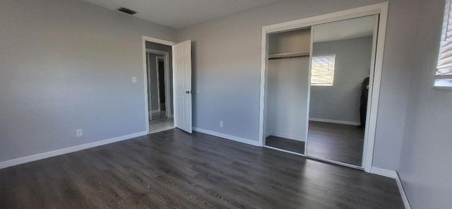5240 NE 14th Way, Fort Lauderdale, FL 33334