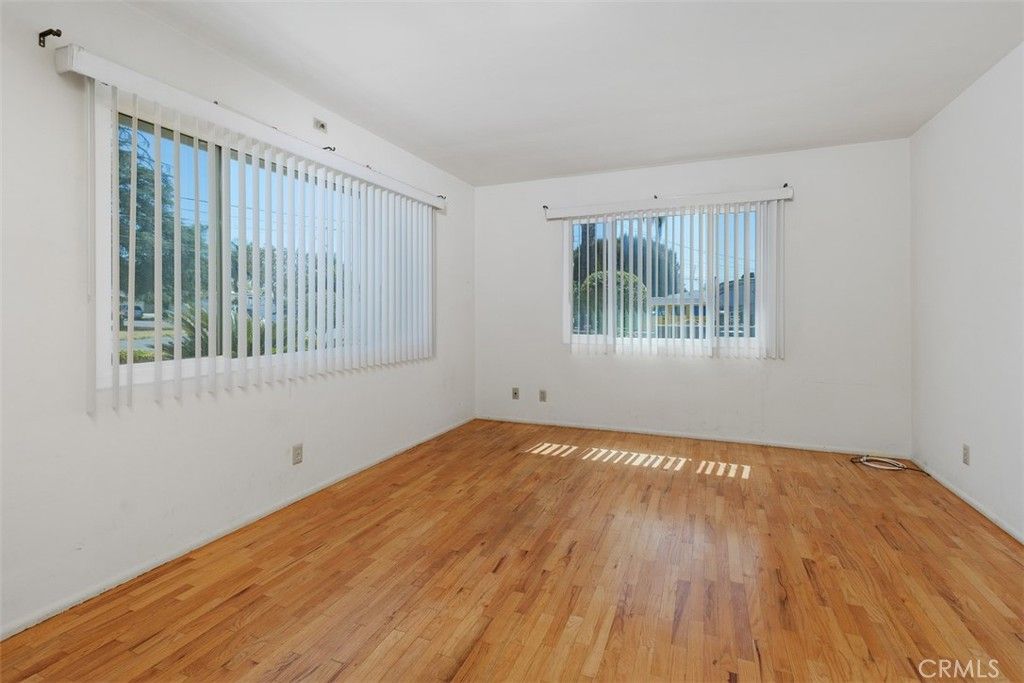 Image 21 of property listing at 417 E Cornell, Rialto, CA 92376