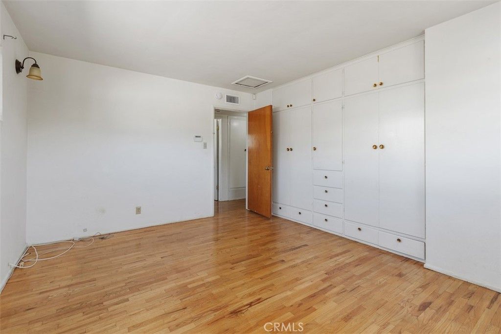 Image 25 of property listing at 417 E Cornell, Rialto, CA 92376
