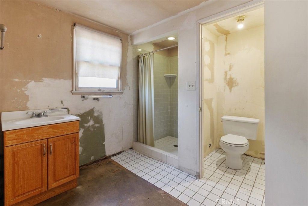 Image 40 of property listing at 417 E Cornell, Rialto, CA 92376
