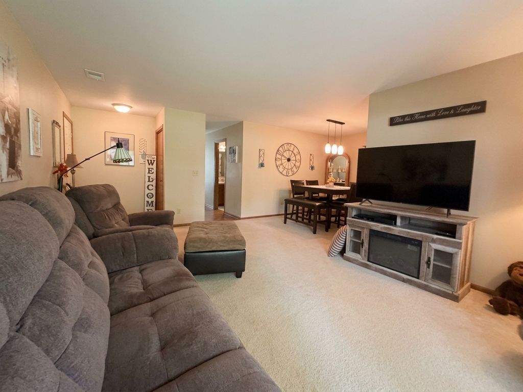 801 Timber Place 113, New Lenox, IL 60451 — photo 2