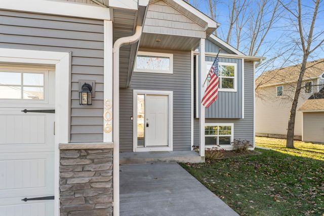 905 Bellaire Boulevard NW, Isanti, MN 55040