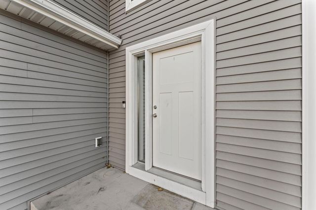 905 Bellaire Boulevard NW, Isanti, MN 55040