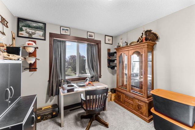 905 Bellaire Boulevard NW, Isanti, MN 55040