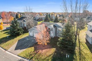 905 Bellaire Boulevard NW, Isanti, MN 55040