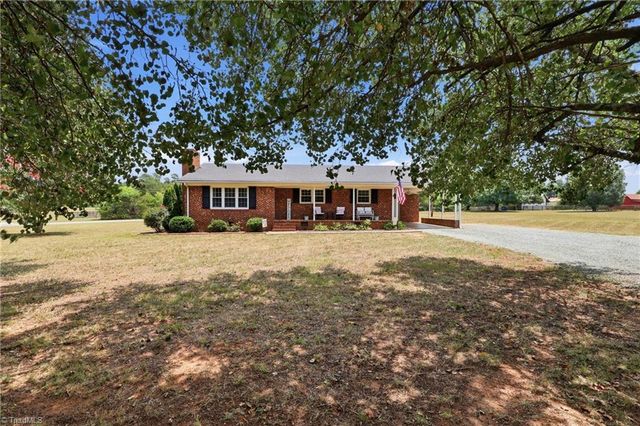 3769 Burch Bridge Road, Burlington, NC 27217
