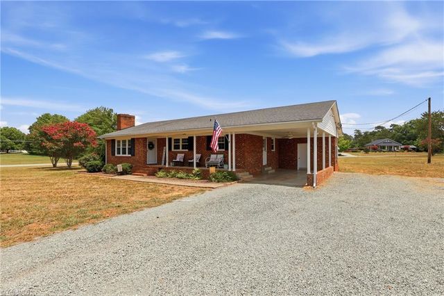 3769 Burch Bridge Road, Burlington, NC 27217