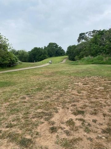 Lot 812 Kaukonahua LN, Bastrop, TX 78602
