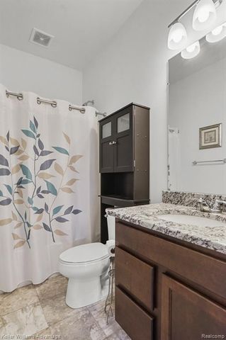 8237 Alyssa Drive, Brighton, MI 48116