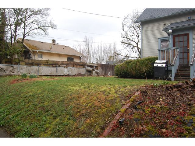 7207 N CHICAGO Ave, Portland, OR 97203