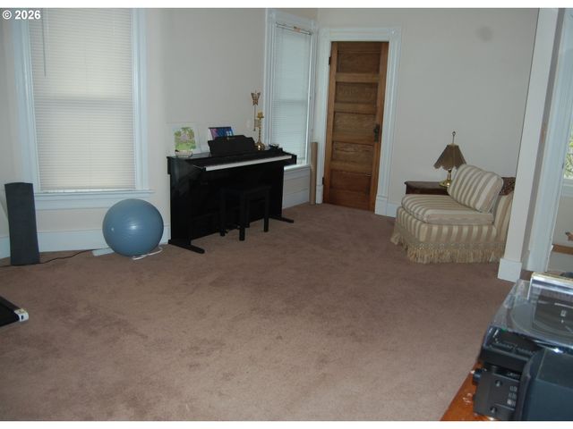 7207 N CHICAGO Ave, Portland, OR 97203