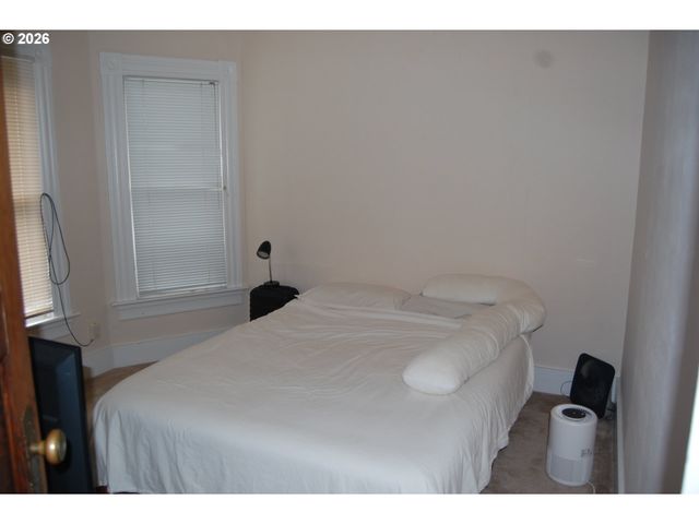 7207 N CHICAGO Ave, Portland, OR 97203