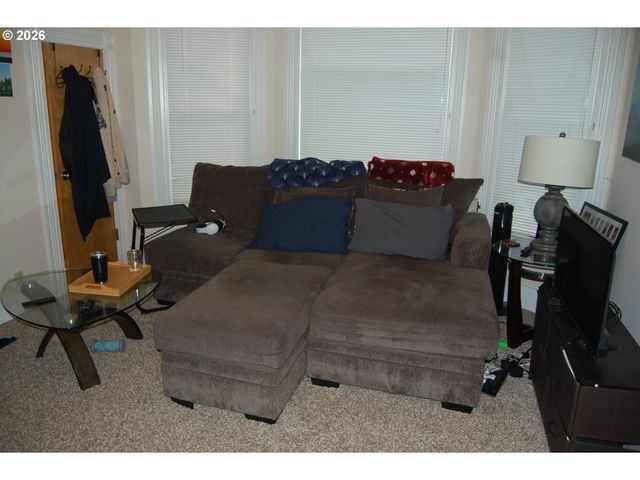 7207 N CHICAGO Ave, Portland, OR 97203