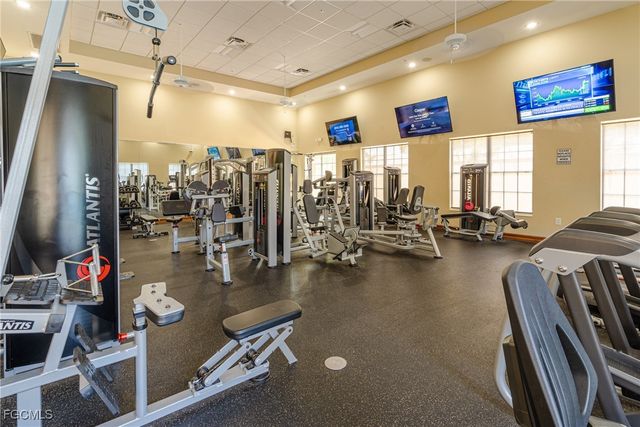 9025 Colby DR 2111, Fort Myers, FL 33919