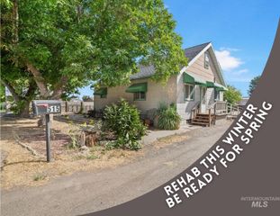515 Stevens Ave, Filer, ID 83328