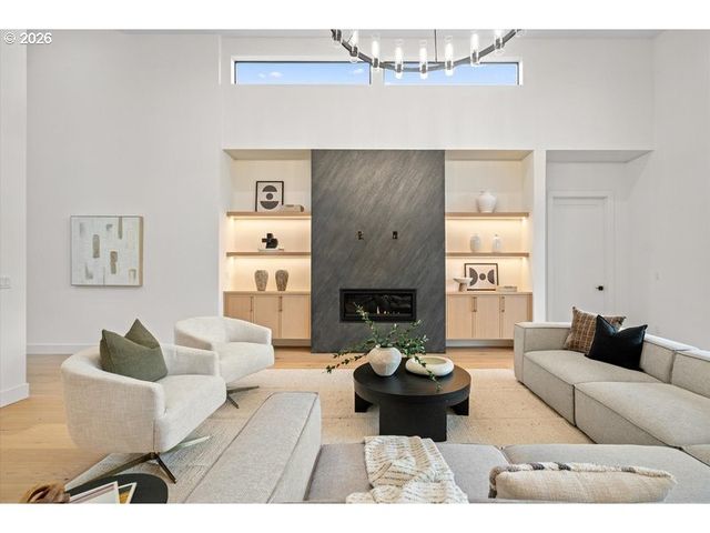 8702 Ne 182ND Pl, Vancouver, WA 98682