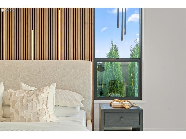 8702 Ne 182ND Pl, Vancouver, WA 98682