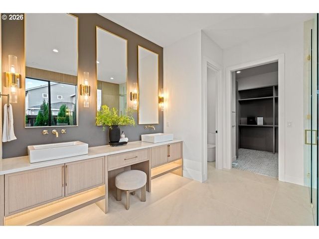 8702 Ne 182ND Pl, Vancouver, WA 98682