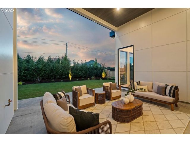 8702 Ne 182ND Pl, Vancouver, WA 98682