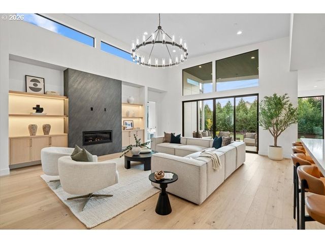 8702 Ne 182ND Pl, Vancouver, WA 98682