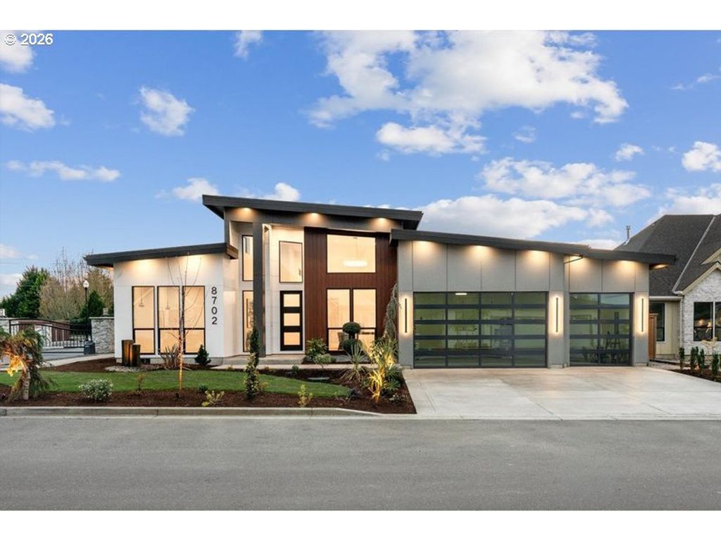 8702 Ne 182ND Pl, Vancouver, WA 98682