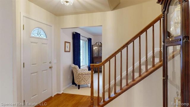 6350 Waldon Woods Drive, Clarkston, MI 48346