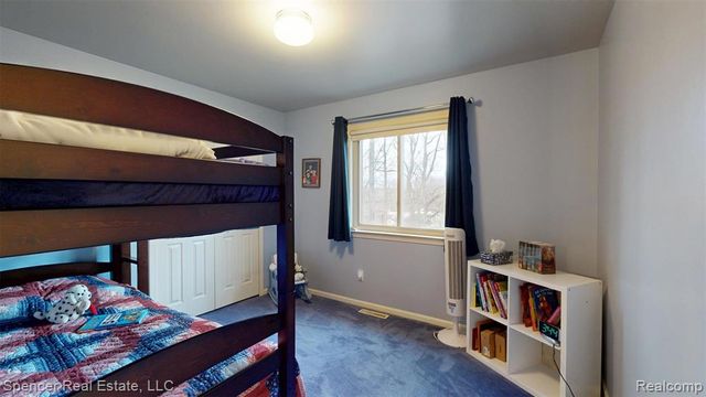 6350 Waldon Woods Drive, Clarkston, MI 48346