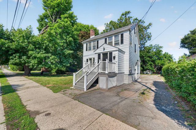 196 Cottage Street, Middletown, NY 10940