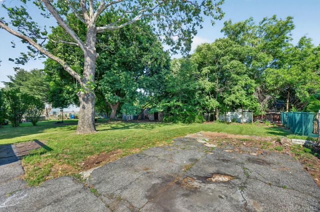 196 Cottage Street, Middletown, NY 10940
