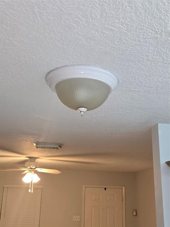 938 Birnham Woods Boulevard, Pasadena, TX 77503